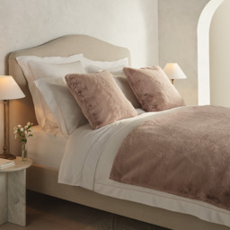 The White Company Super Soft Faux Fur Throw