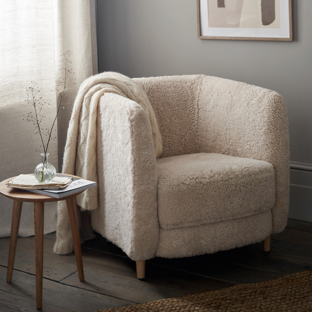 The White Company Cosy Sheepskin Chair, Pearl, Size: One Size - image 1