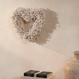 The White Company 27cm Heart Dried Linum Wreath, White, Size: One Size