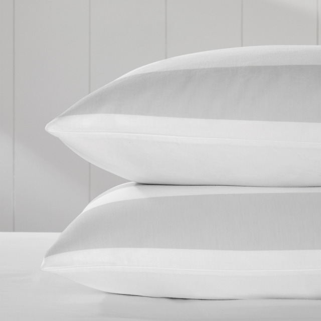 The White Company Maris Stripe Classic Pillowcase - Single