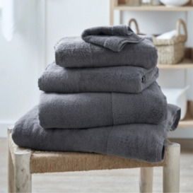 Luxurious Hydrocotton Hand Towel in Slate Grey