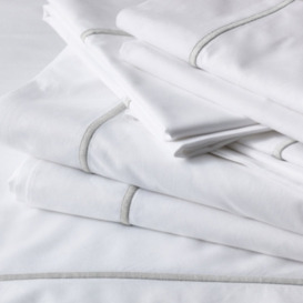 Luxurious Savoy Flat Sheet in White/Silver - quality 400-Thread-Count Egyptian-Cotton Percale