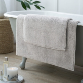 Luxurious Ile de Re Bath Mat in Pearl Grey - Available in Three Sizes