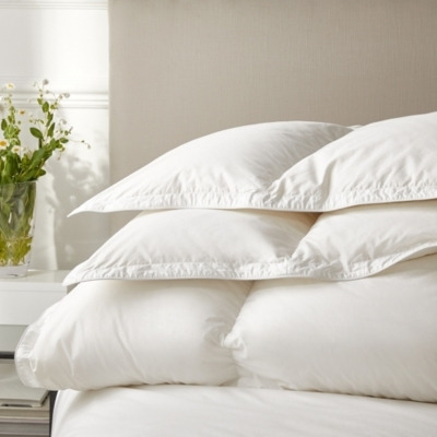 The White Company Ultimate Symons Pure-Goose-Down Duvet - 4.5 Tog, No Colour, Size: King - image 1
