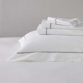 Luxurious Savoy Flat Sheet in White/Mink - quality 400-Thread-Count Egyptian-Cotton Percale - thumbnail 2