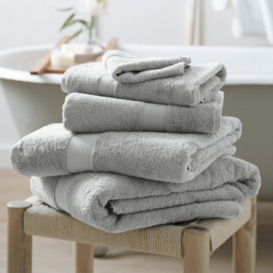 Soft Grey Luxury Egyptian Cotton Face Cloth Towel - thumbnail 1