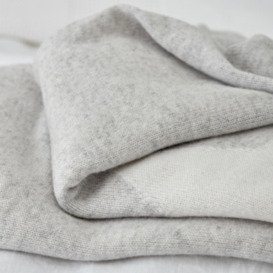 Luxurious Cashmere Star Baby Blanket in Pale Grey Marl - thumbnail 2