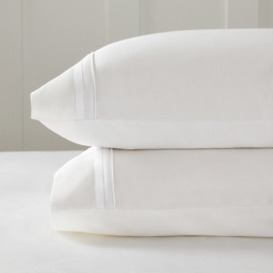 The White Company Cavendish Classic Pillowcase - Single, White, Size: Classic Standard