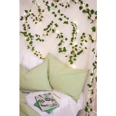 Kikkerland Ivy String Lights - Green ALL at Urban Outfitters