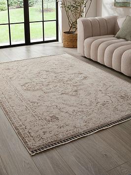 Michelle Keegan Home Mateo Traditional Rug