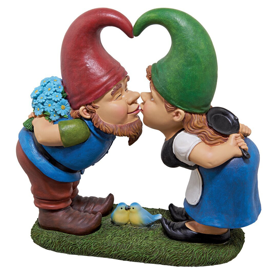 Statue Kiss and Tell Lover Gnomes