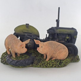 Farmyard Pigs Lugenia Figurine