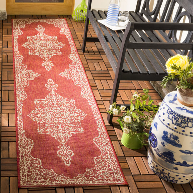 Radslavice Oriental Hand Woven Indoor / Outdoor Area Rug