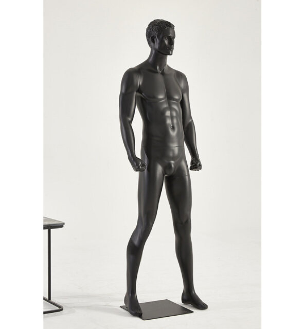 Heraclio People Statue