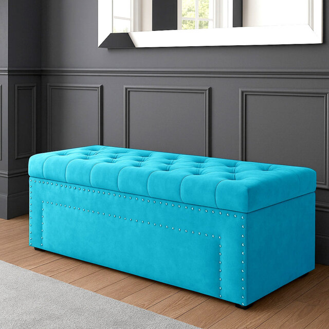 Duke Ottoman Storage Box - Chesterfield Upholstered Blanket Box - Plush Velvet Ottoman Bench with Storage