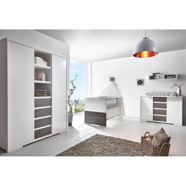 Maxx Fleetwood Changing table