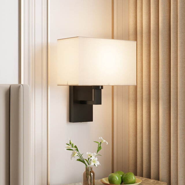 Iron Wallchiere