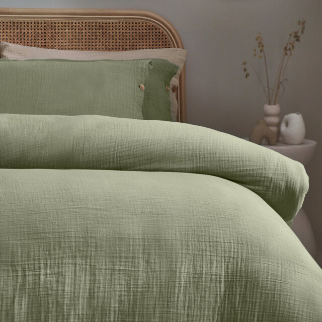 Lark Cotton Solid Colour Duvet Cover Set with Pillowcases Included