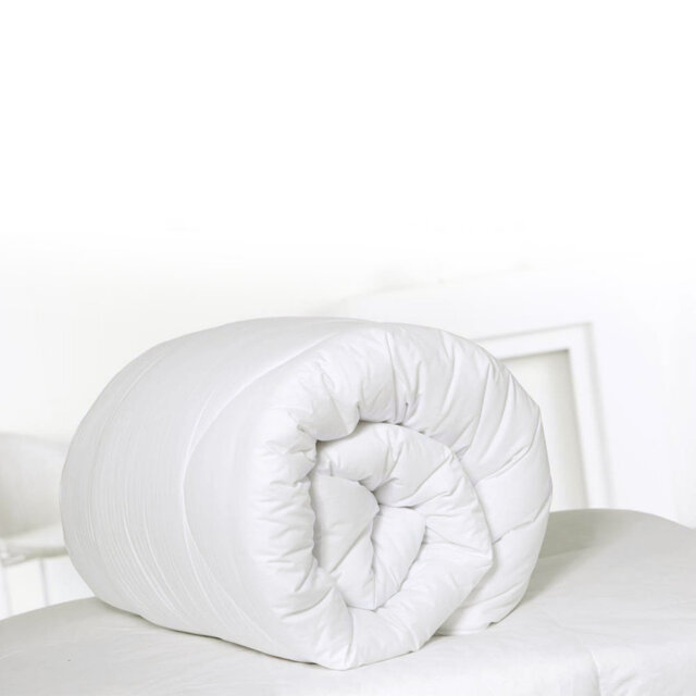 Hollowfiber Summer Duvet 7.5 Tog All Season Lightweight