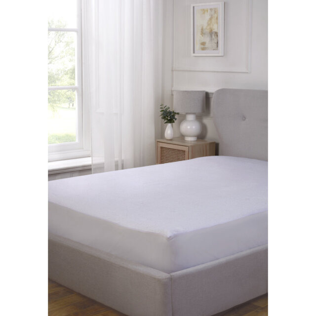 None Mattress Protector Case Pack