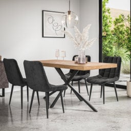 Akaalbir 6 - Person Dining Set