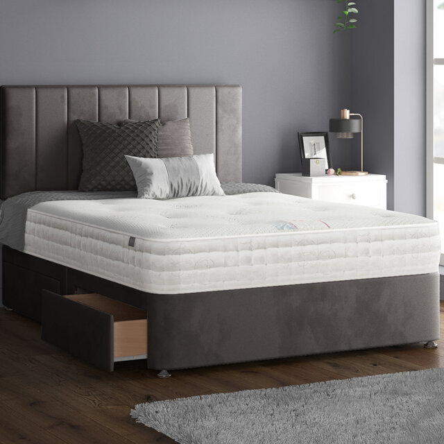 Ohioville Upholstered Bed