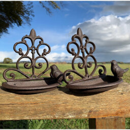 Mudge Metal Freestanding Decorative Bird Feeder