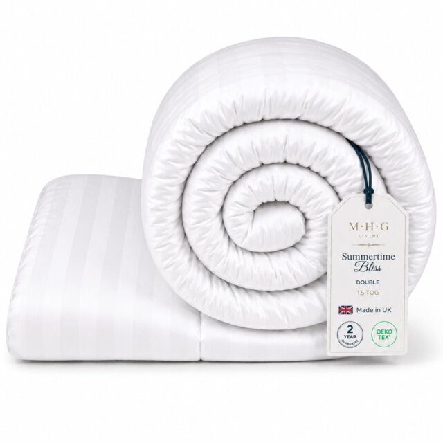 MHG Living Summer Microfibre Duvet 1.5 Tog with Breathable Hypoallergenic Hollowfibre Filling Cooling