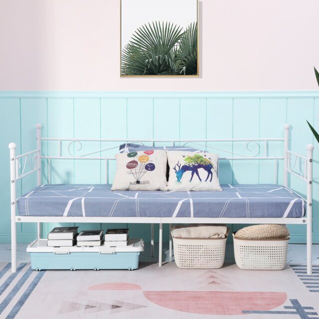 Engles Metal Daybed