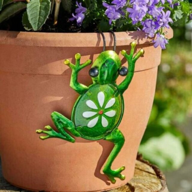 Tuggle Novelty Fancy Frog Plant Pot Hanger Garden Ornament