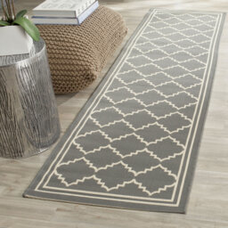 Kern Geometric Indoor / Outdoor Area Rug