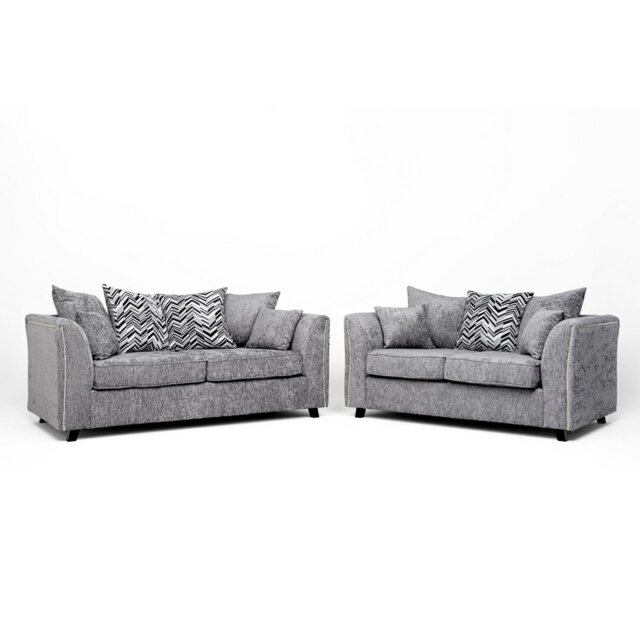 Chulmleigh 2 - Piece Living Room Set