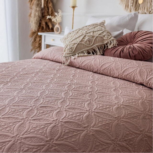 Bed Throw Ornaments 200 x 220 cm Sofa Throw Quilt Sofa Blanket Throw Blanket  (Dusky Pink)