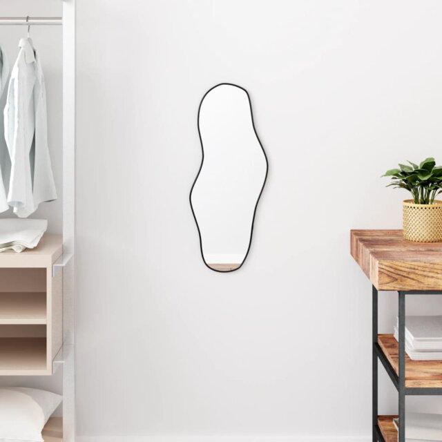 Ondrasek Novelty Plastic Framed Wall Mounted Accent Mirror