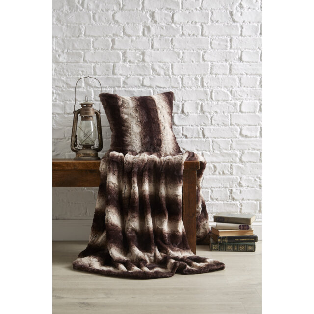 Chipman Polyester No Pattern Bedspread