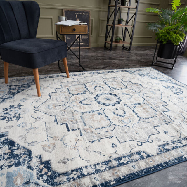 Montana Vintage Rugs in Navy - 4000