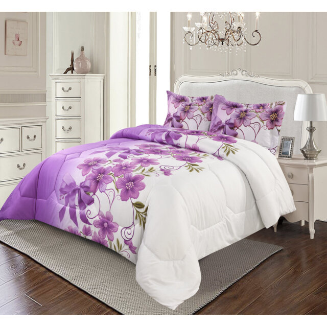 Purple Trendy Printed Bedspread Floral Design Quilted with Pillow Shams