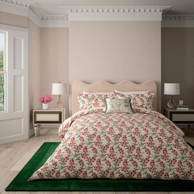 Sweet Tendrils Cotton Floral Duvet Cover Set with Pillowcases Included