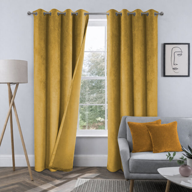 Crushed Velvet Eyelet Curtains with Matching Cushion Covers – Luxury Room Darkening Drapes Set