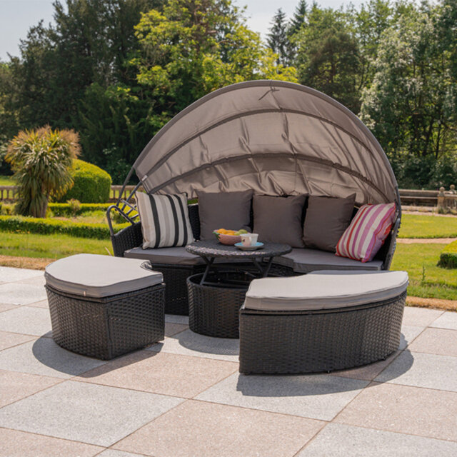 Bobbylee Garden Outdoor Rattan Day Bed With Cushions And Raincover