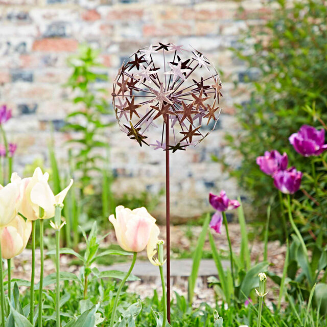Metal Allium Garden Statue