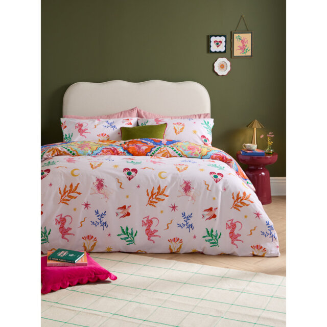 Seraphine Abstract Duvet Cover Set with Pillowcases Included