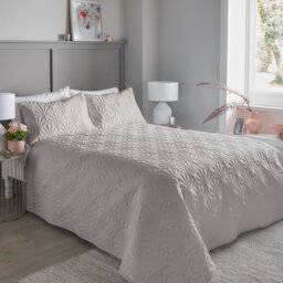 Ardelle Bedspread