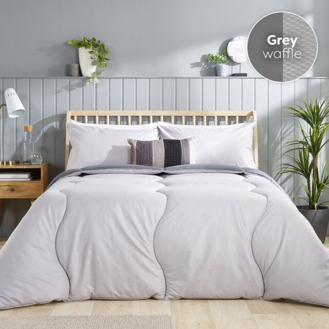 Slumberdown Coverless Comfort Embossed Waffle 4.5 Tog Duvet