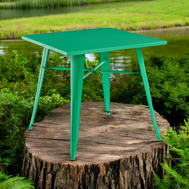 Zanesfield Dining Table