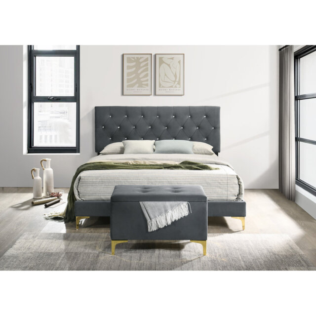 Padroni Piece Bedroom Set