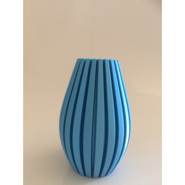 Small Vertical Vase 4a