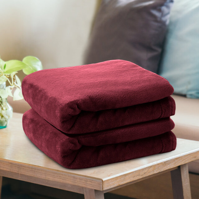 Plush Mink Fleece Blanket – Ultra-Soft, Lightweight Throw For All Seasons