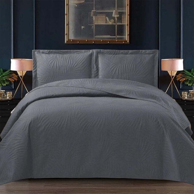 Polyester Floral Bedspread with Pillow Shams