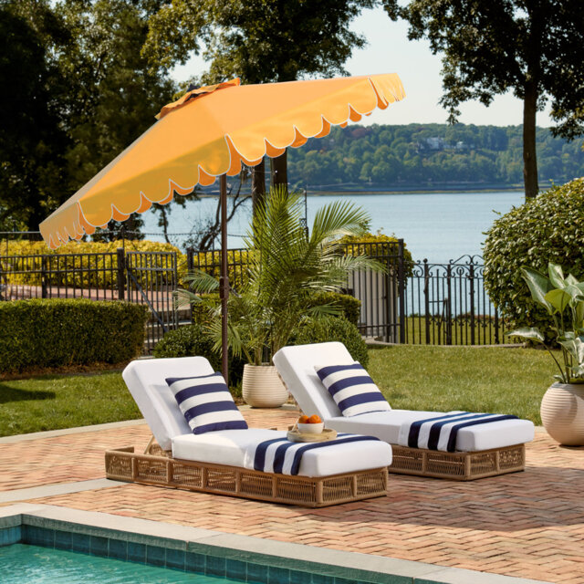 Outdoor Venice Single Scallop Crank Outdoor Push Button Tilt Umbrella